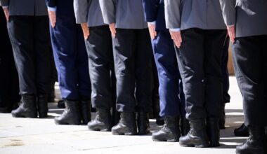 Nationaler Veteranentag in Berlin: Proteste gegen Militarisierung
