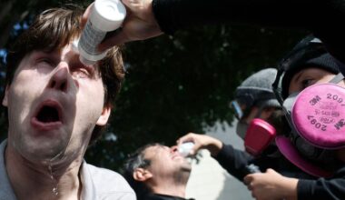 Promis unterstützen Proteste – Autofahrer fährt Demonstranten an