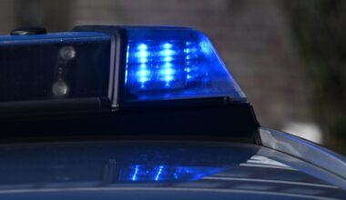 Unfall bei Einsatzfahrt in Kreuzberg – zwei Polizisten verletzt