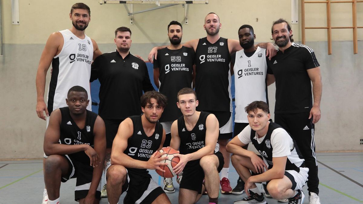 Das Basketball-Team von YEG Hassel freut sich auf die Gelsenkirchener Stadtmeisterschaft. 