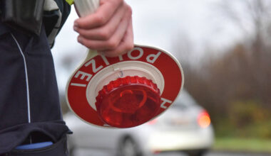 A6 bei Mannheim: BMW-Fahrer ohne Versicherung und Führerschein - Polizeiberichte aus Rhein-Neckar-Odenwald