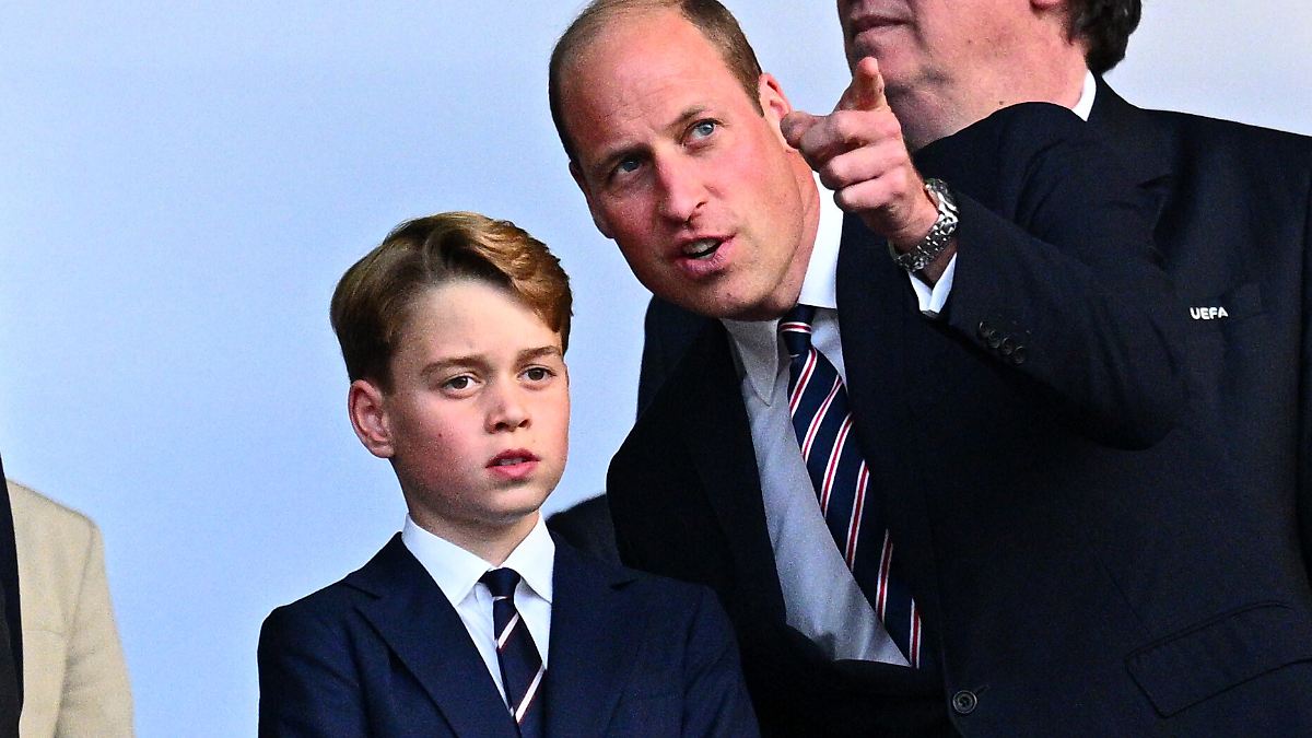 Jahrhundertealte Regel: Prinz George darf nicht mehr mit seiner Familie fliegen