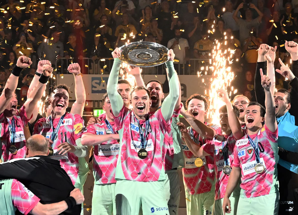 Bundesliga-Meister - Ein Panini-Ziel bleibt: Berlin will Europas Handball-Krone - Sport