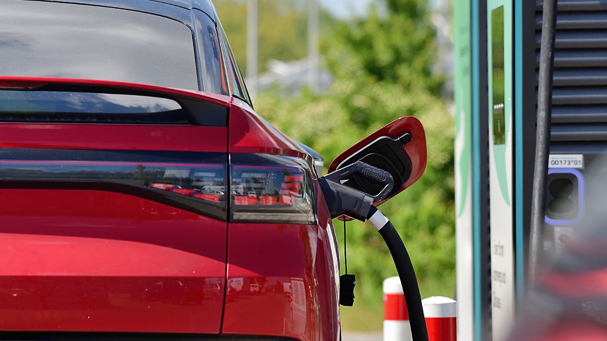 Schwarz-Rot will Abschreibungen: E-Auto-Plan der Bundesregierung spaltet die Branche