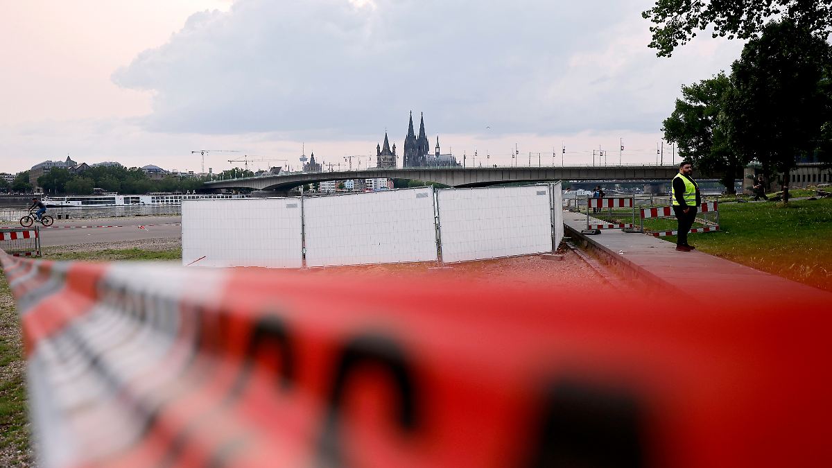 Bombenentschärfung im Liveticker: +++ 06:44 RTL muss Gebäude räumen +++
