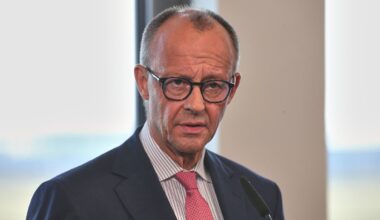 Sicherheitskabinett einberufen: Merz: Iran muss mit USA und Israel verhandeln
