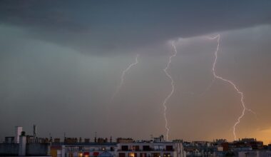 100.000 Haushalte ohne Strom: Zwei Tote bei schweren Unwettern in Frankreich - Tief erreicht Deutschland