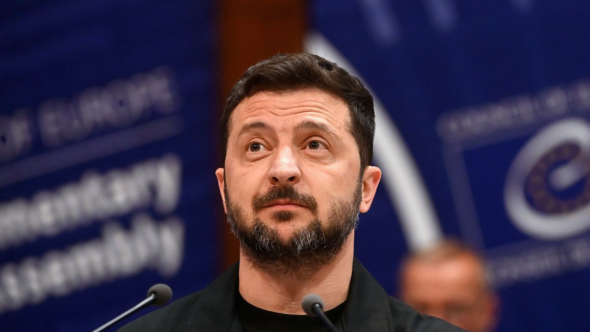 Sondertribunal nimmt Gestalt an: Selenskyj will Putin auf der Anklagebank sehen