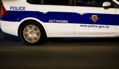 In flagranti auf dem Feld: Polizisten beim Liebesspiel auf Zypern gefilmt