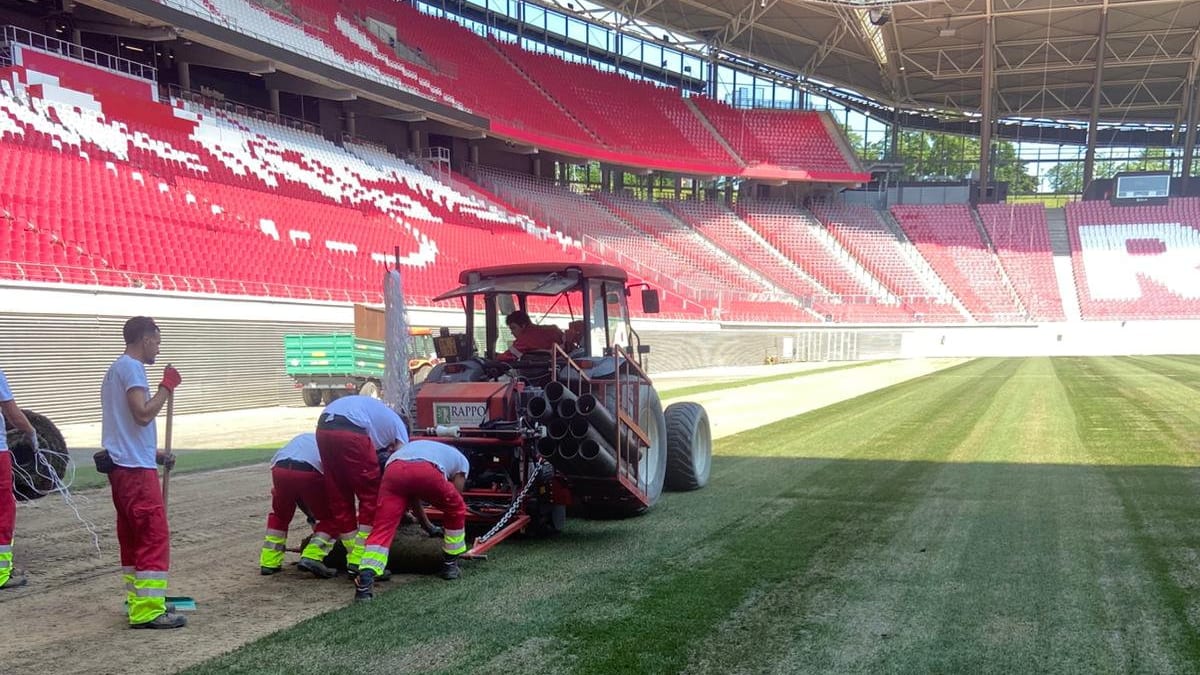Bundesliga: Rasen-Premiere! Wie RB Leipzig 200.000 Euro spart | Sport