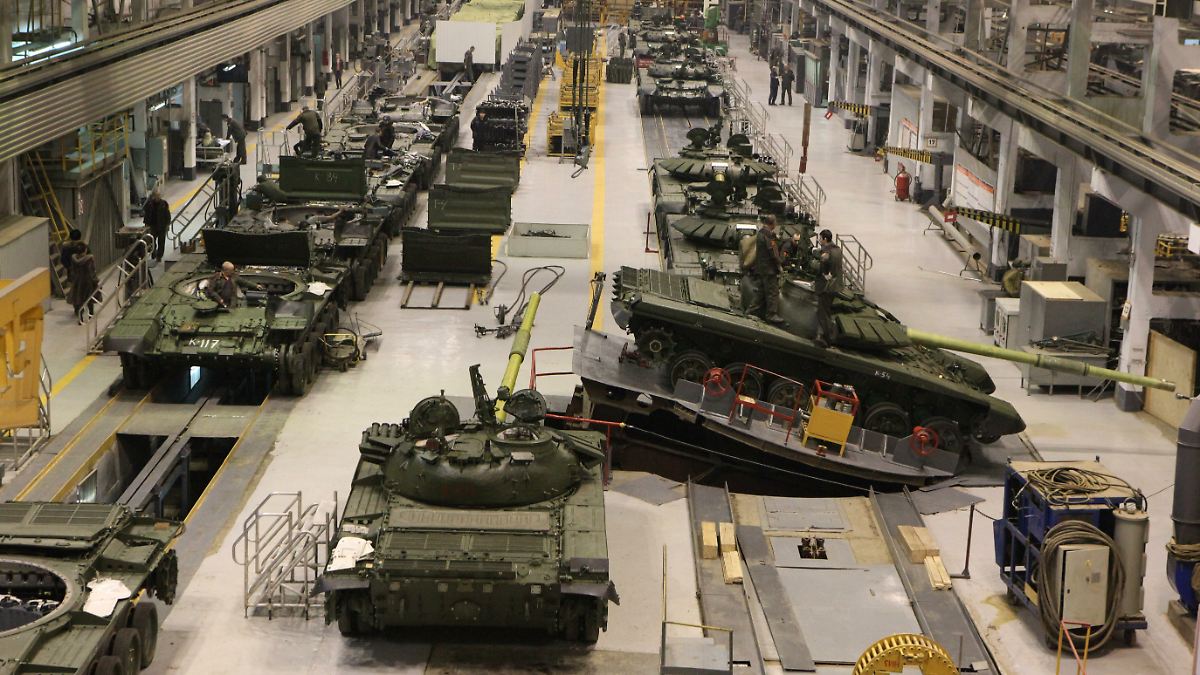 Ukraine-Krieg: Russland drohen massive Panzer-Engpässe