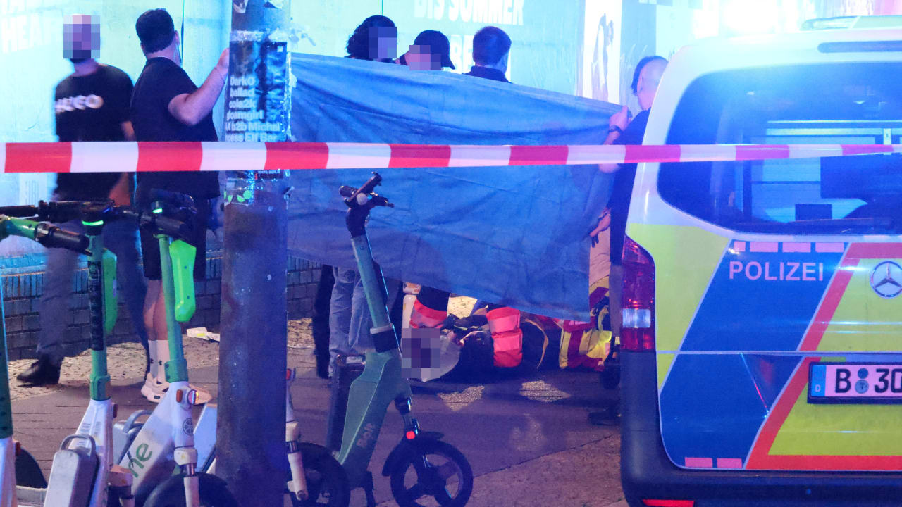 Attacke vor Berliner Club „Tresor“: Türsteher in den Rücken gestochen | Regional