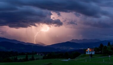 Mit schwerem Hagel: Warnung vor Unwettern am Mittwoch - Bayern