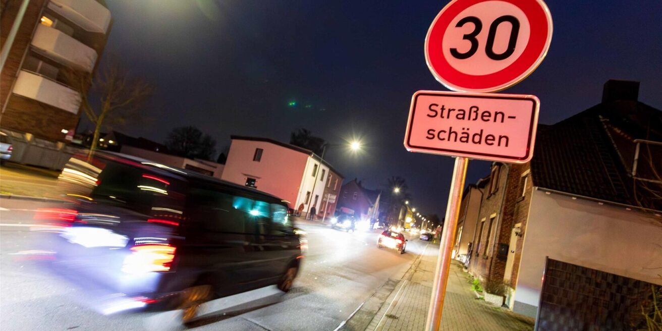 Droht auf der Feldstraße ein Schilderwald?