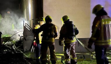 Frau drängt bei Kellerbrand zurück ins Haus