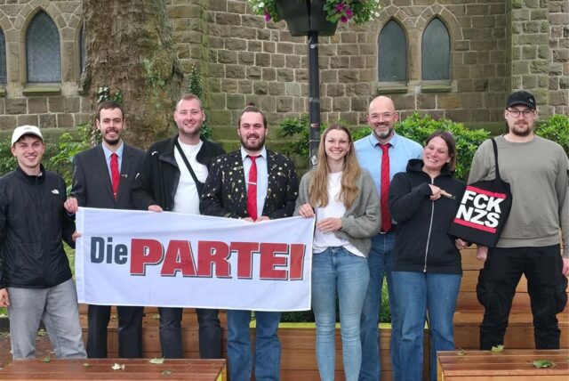Kandidatinnen und Kandidaten von „Die Partei“ für die Kommunalwahl 2025  in Holzwickede.