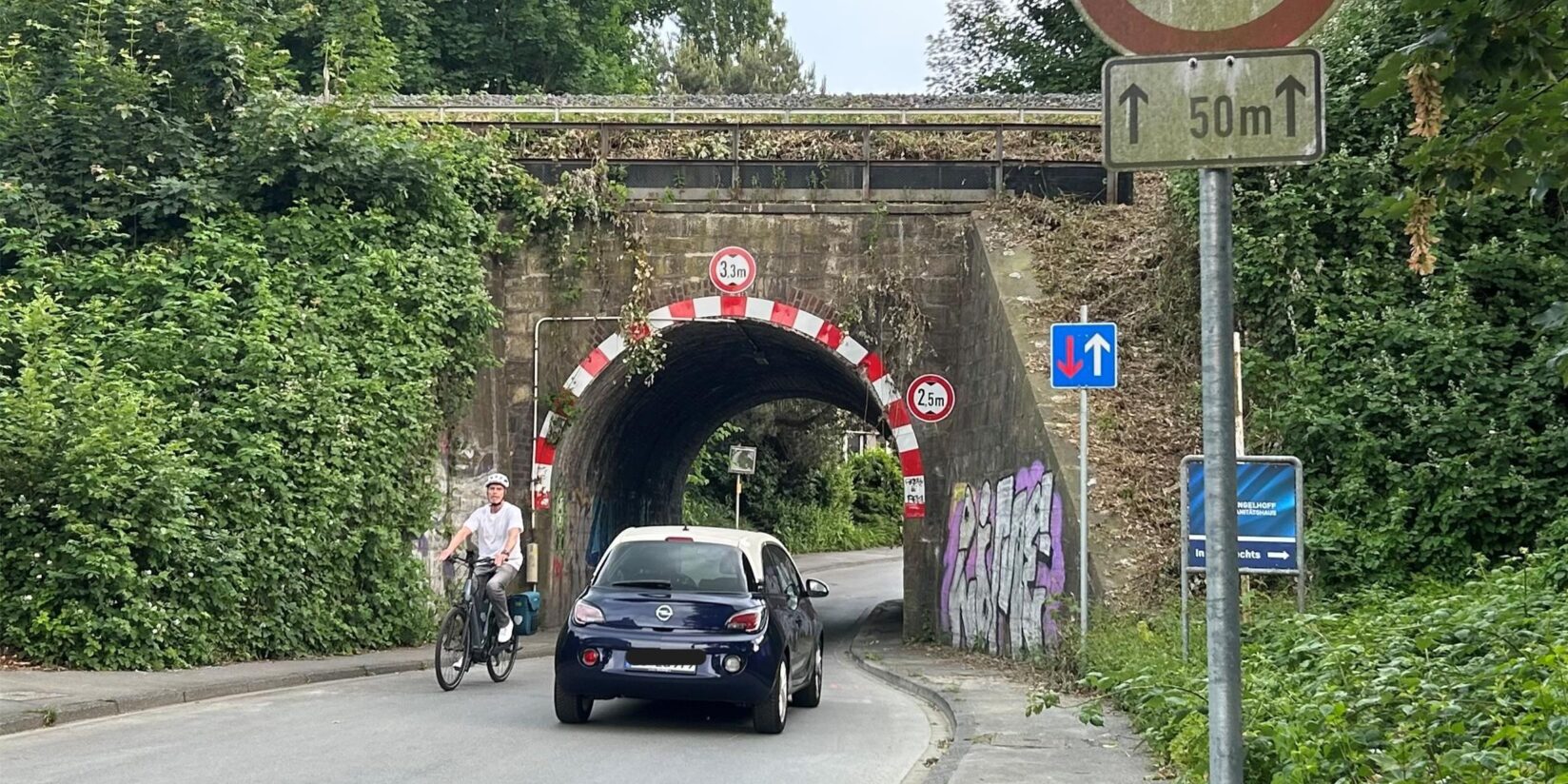 Dortmund: Tunnel am Zehnthof zu eng