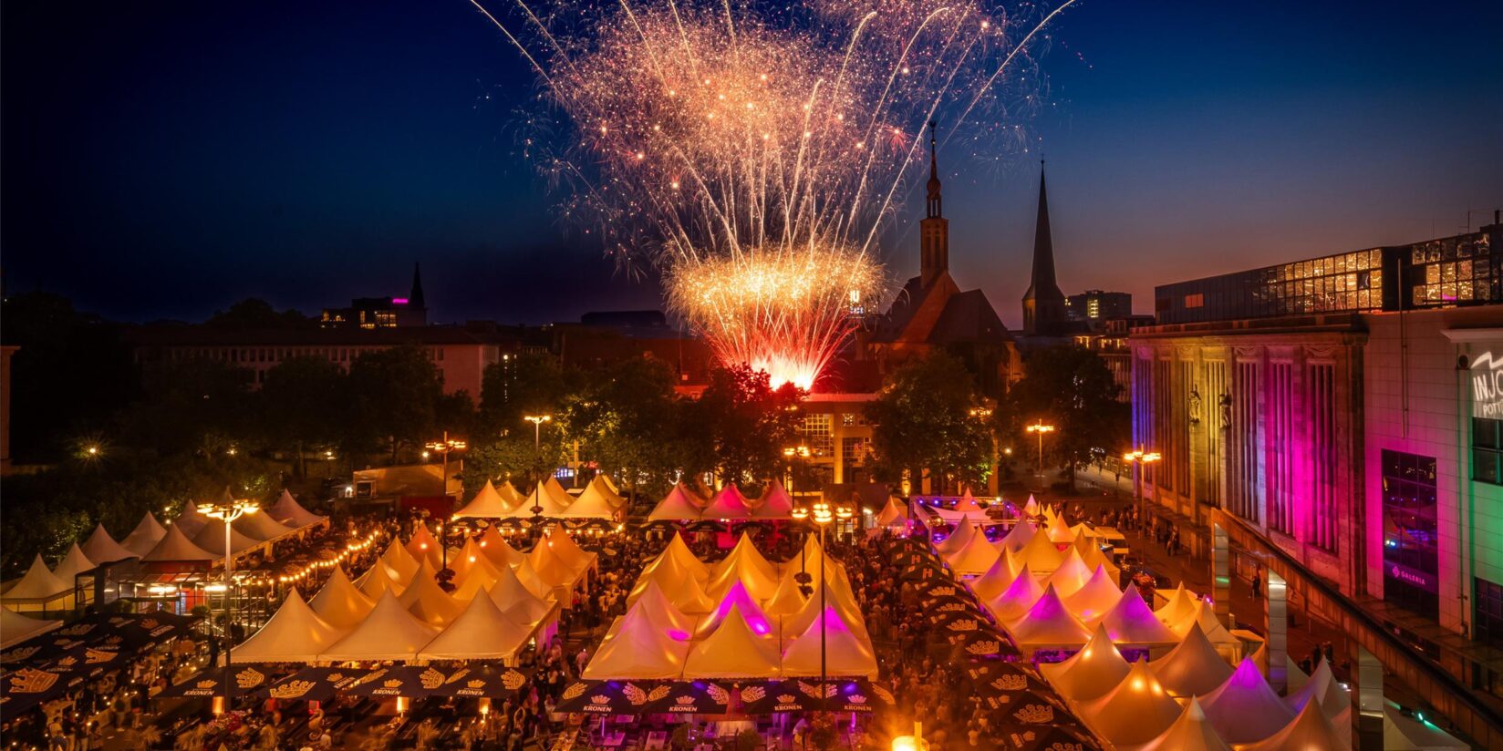 Auftakt-Feuerwerk beim Dortmund à la carte: Bildergalerie