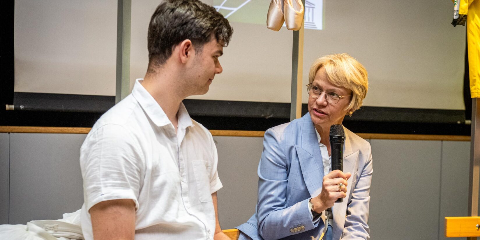 Dortmund-Scharnhorster Schule bringt Talente auf Bühne und Platz