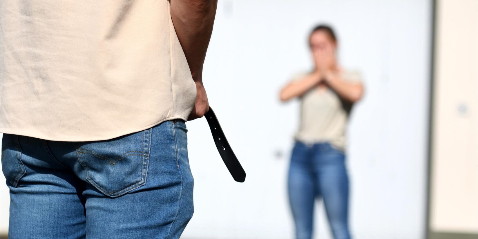 Herten: Mann entblößt sich vor Kind