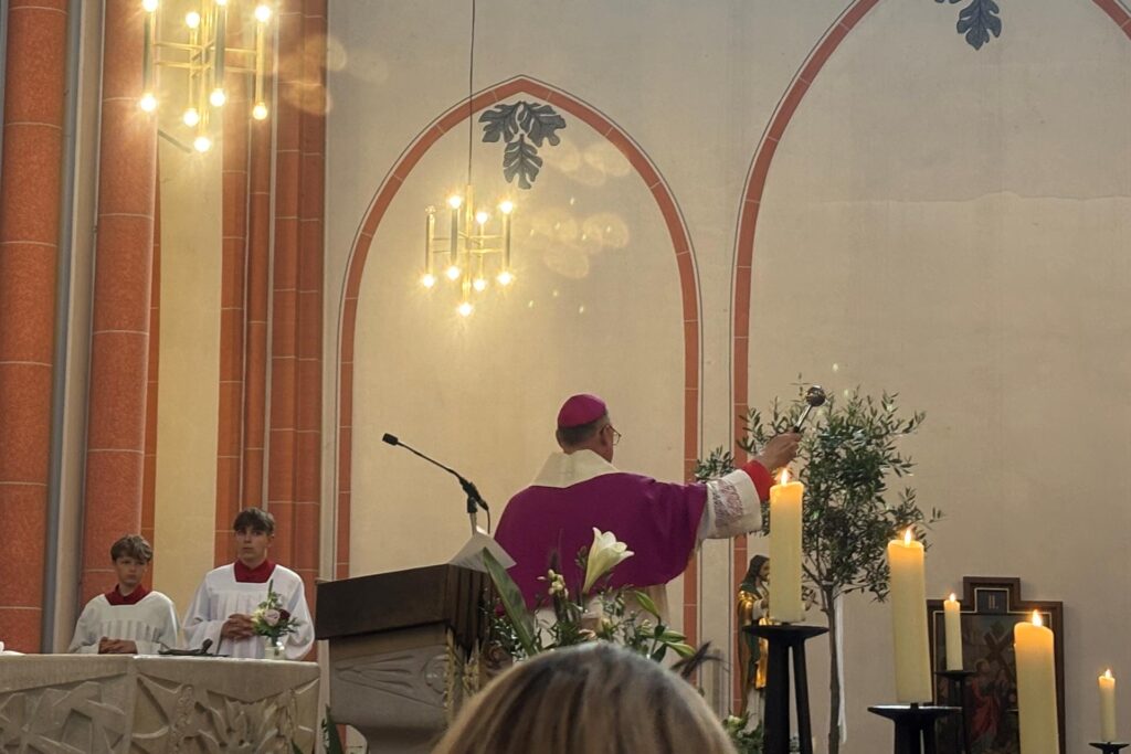 Neues Pfarrheim für den Kirchort St. Marien:  Festgottesdienst in der Marienkirche.