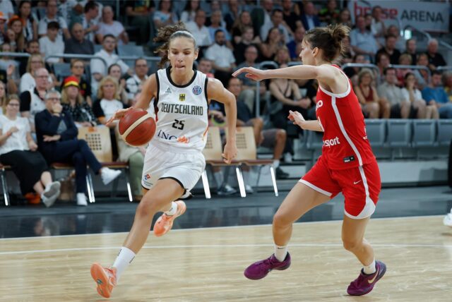 Clara Bielefeld aus Recklinghausen und das deutsche Nationalteam haben das EM-Viertelfinal-Ticket gelöst.