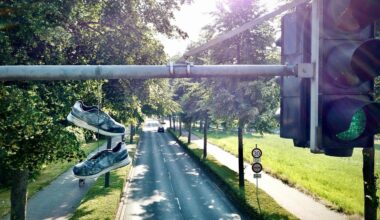 Immer mehr Ampeln „tragen“ Schuhe