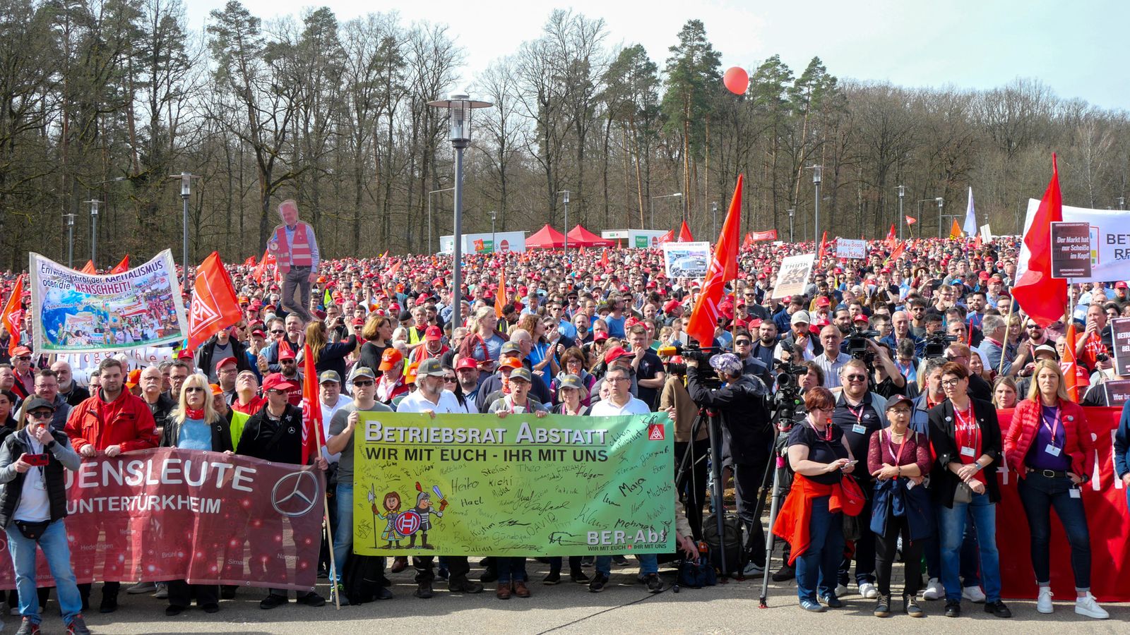 Deutschland: Arbeitsplatzmassaker in Schlüsselindustrien greift um sich