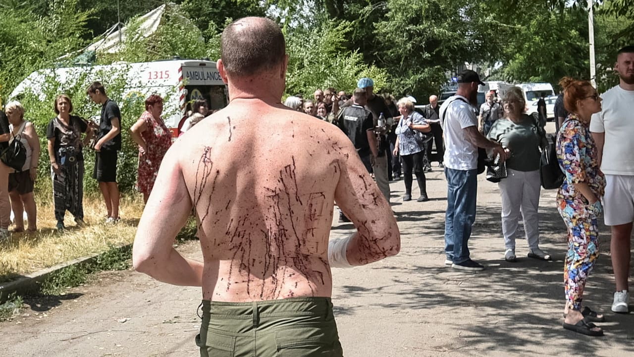 Ukraine: Horror-Angriff auf Dnipro! Schulen und Krankenhaus beschädigt | Politik