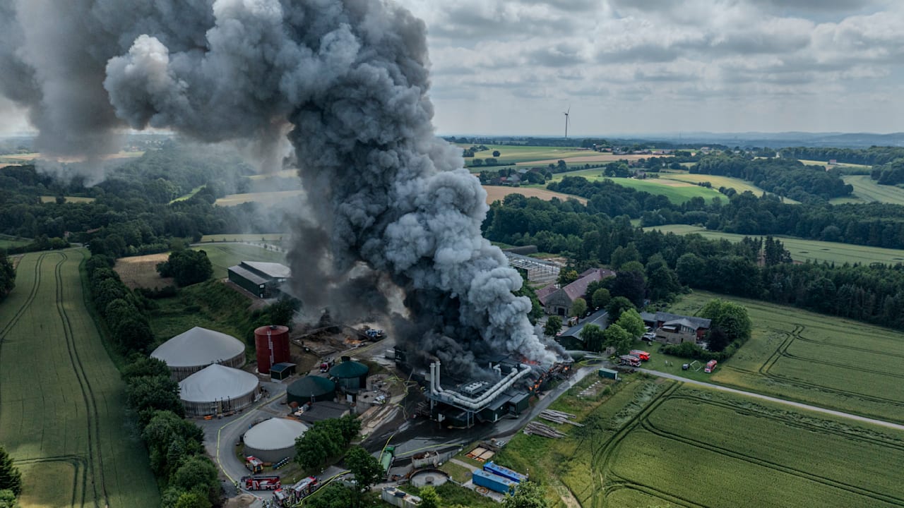 Bei Gütersloh: Großbrand in Kartoffelbetrieb | Regional