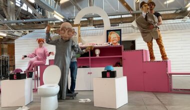 Letzte Proben zu „Tod auf dem Thron – Das Klosical“: Das Stück von Mark Underwood und "Prinzen"-Sänger Tobias Künzel feiert am Donnerstag im Saline-Museum Premiere.