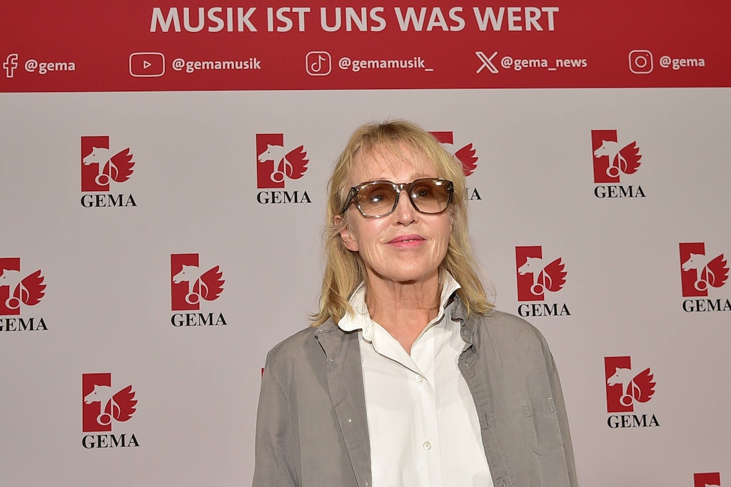West-Popstar Annette Humpe fand Mauer mega!