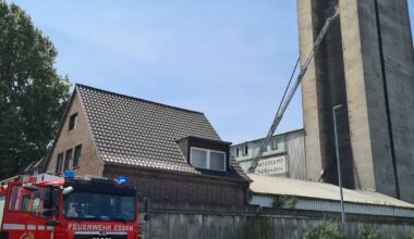 Feuerwehr Essen löscht brennendes Silo
