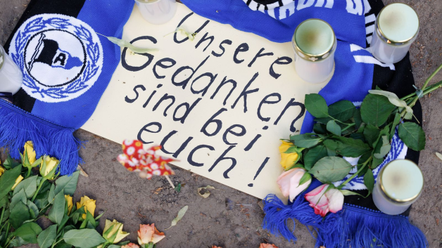 Unter den Opfern sollen Fußballfans gewesen sein. 