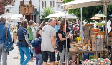 Von Freitag bis Sonntag - Töpfermarkt, Buch-Festival und Oldtimer: Das ist los am Wochenende im Kreis Böblingen - Leben & Menschen - Sonderthemen