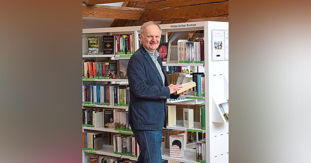 Thomas Jablonski, der „Herr der Bücher“ in Dingolfing, sagt Servus