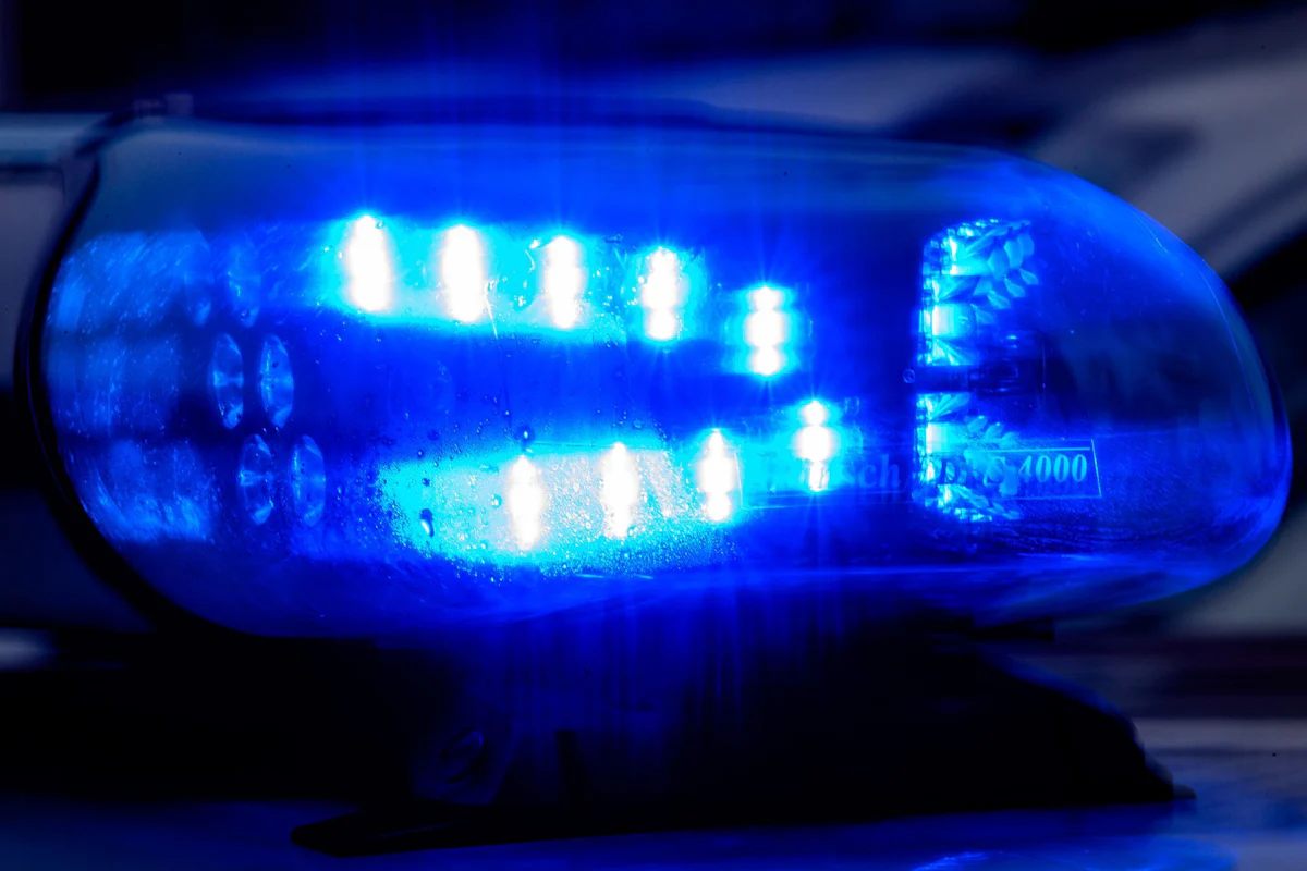 Kriminalität - Streit vor Imbiss in Halle – Vier Verletzte - Panorama
