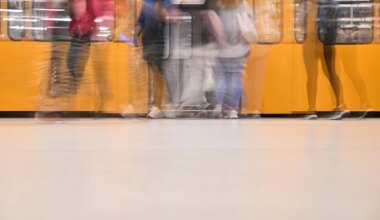 Kriminalität - Berlin bekommt ein Messerverbot in Bussen und Bahnen - Politik