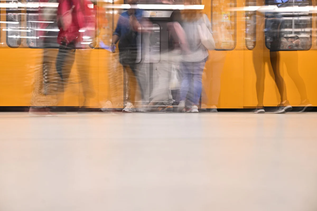 Kriminalität - Berlin bekommt ein Messerverbot in Bussen und Bahnen - Politik