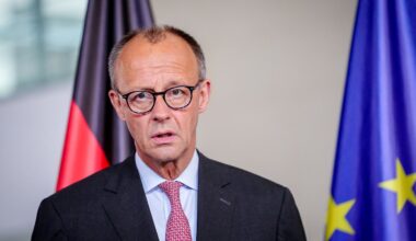 Druck durch neue Sanktionen: Merz: Russland betreibt in der Ukraine "Terror gegen die Zivilbevölkerung"