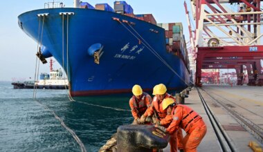 Welthandel - Zollstreit: Chinas Handel mit USA bricht deutlich ein - Wirtschaft