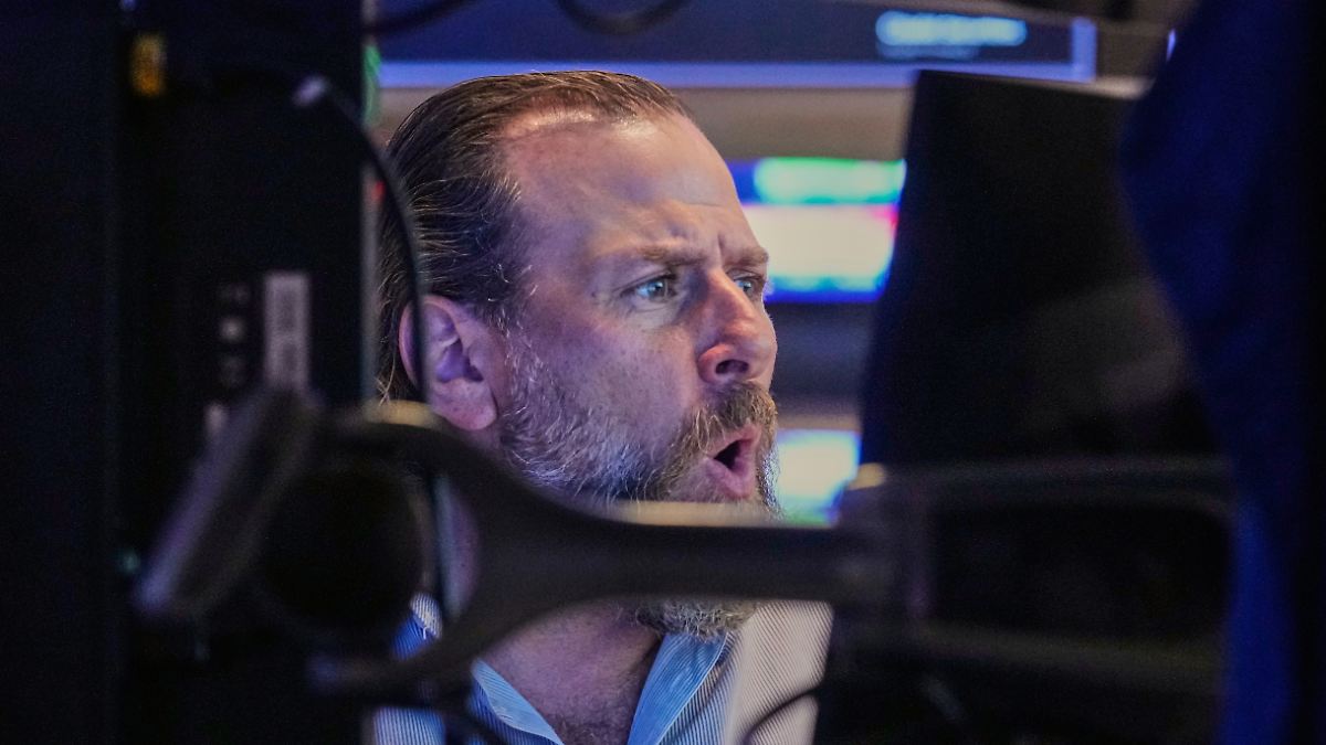 14:45 US-Wirtschaft schrumpft im ersten Quartal stärker als bislang gemeldet - N-TV