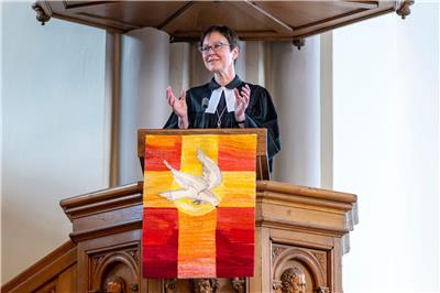 Neue Präses in Bielefeld in Amt eingeführt
