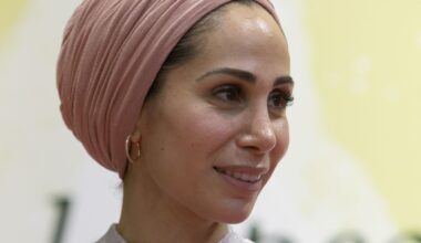 Tahereh Mafi 2023 beim Turin Book Fair.