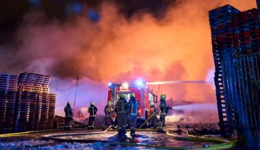 Berlin & Brandenburg: Erneuter Brand auf Firmengelände in Marzahn