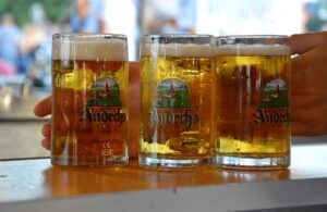 Jetzt ein kühles Bier? Gibt's nächstes Wochenende Hundertfach auf der Mainzer Bierbörse. - Foto: gik