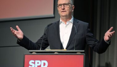 Berlin & Brandenburg: SPD Brandenburg wählt Spitze neu - Lange sieht Intrigen