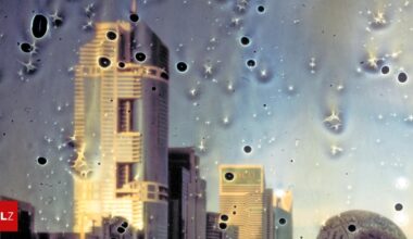 Er zeigt, wie das Erdöl unser Leben bestimmt