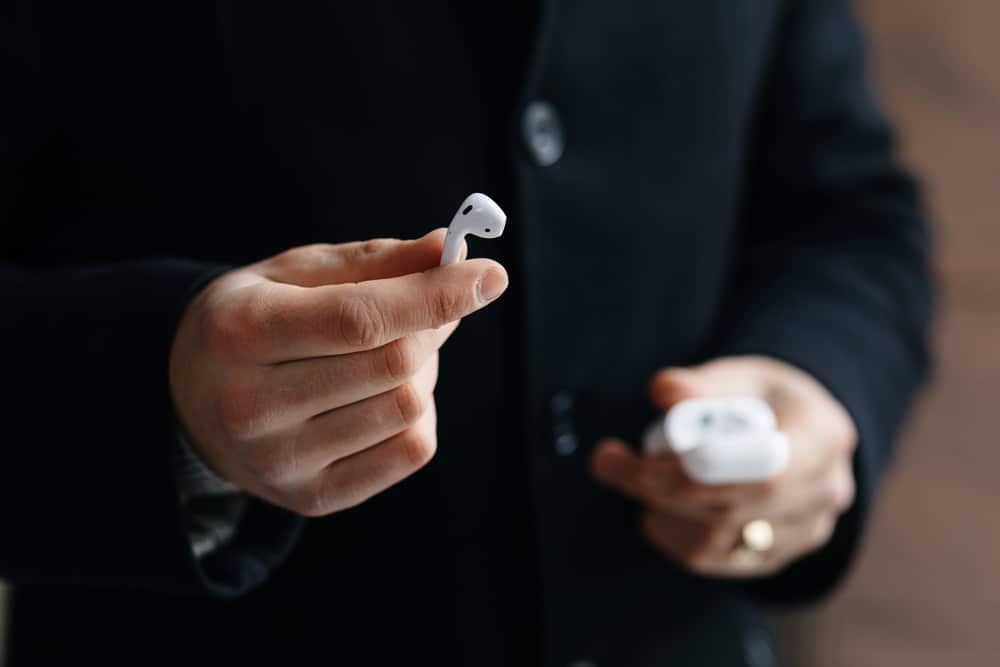 Featured image for “Sicherheitsrisiko bei Bluetooth-Kopfhörern mit Airoha-Chipsatz – Schwachstellen erfordern Nähe des Angreifers”