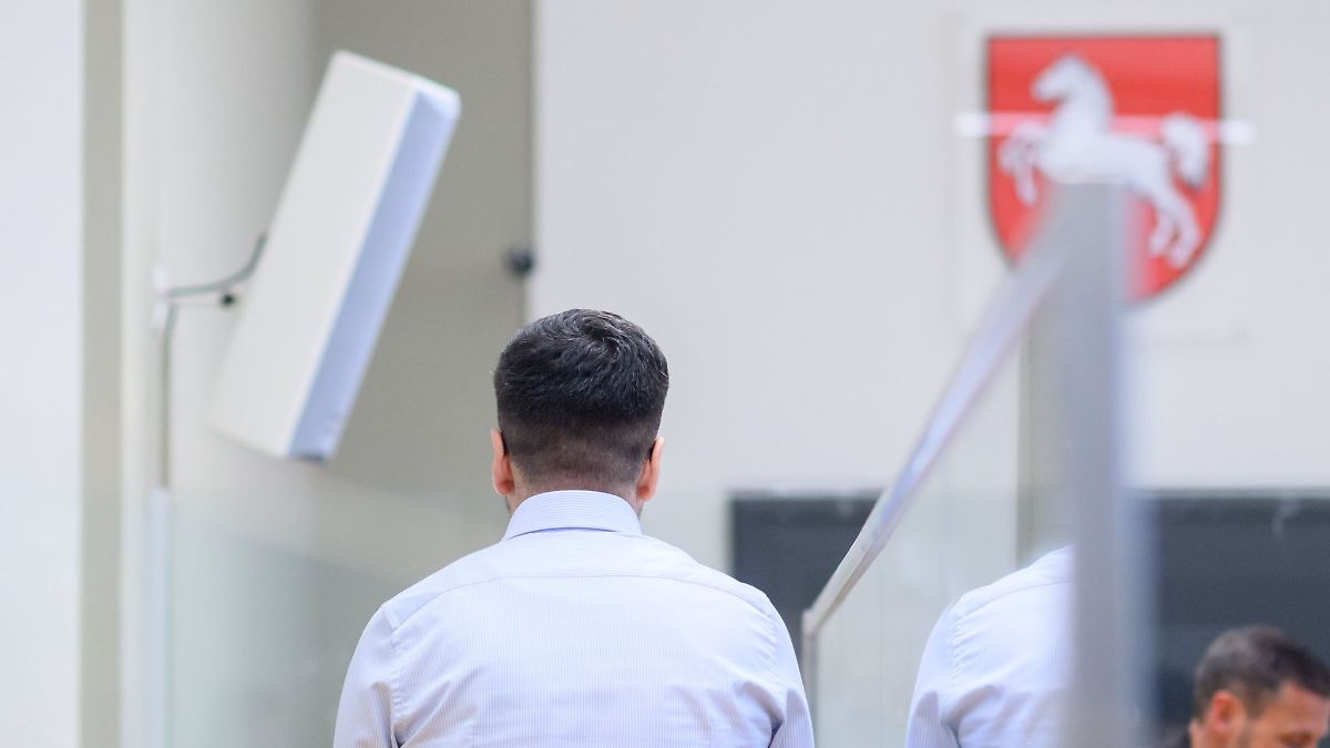Niedersachsen & Bremen: Vor Razzia gewarnt? - Drogenhändler mit Erinnerungslücken